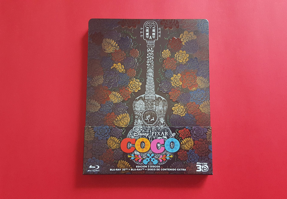 Fotografías del Steelbook de Coco en Blu-ray 3D y 2D 2