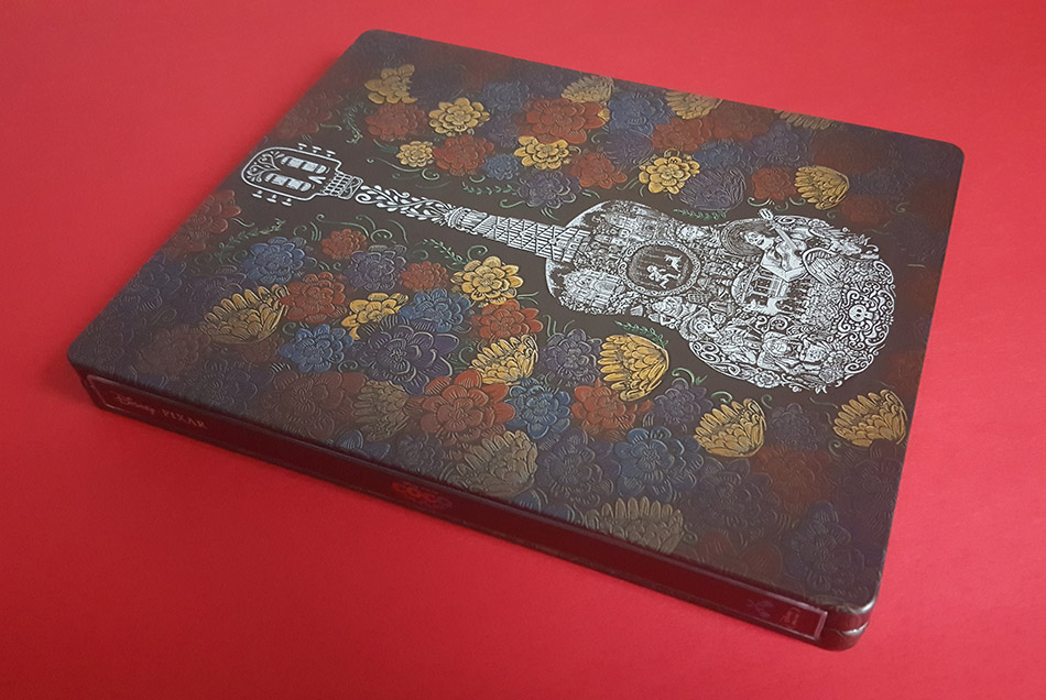 Fotografías del Steelbook de Coco en Blu-ray 3D y 2D 9