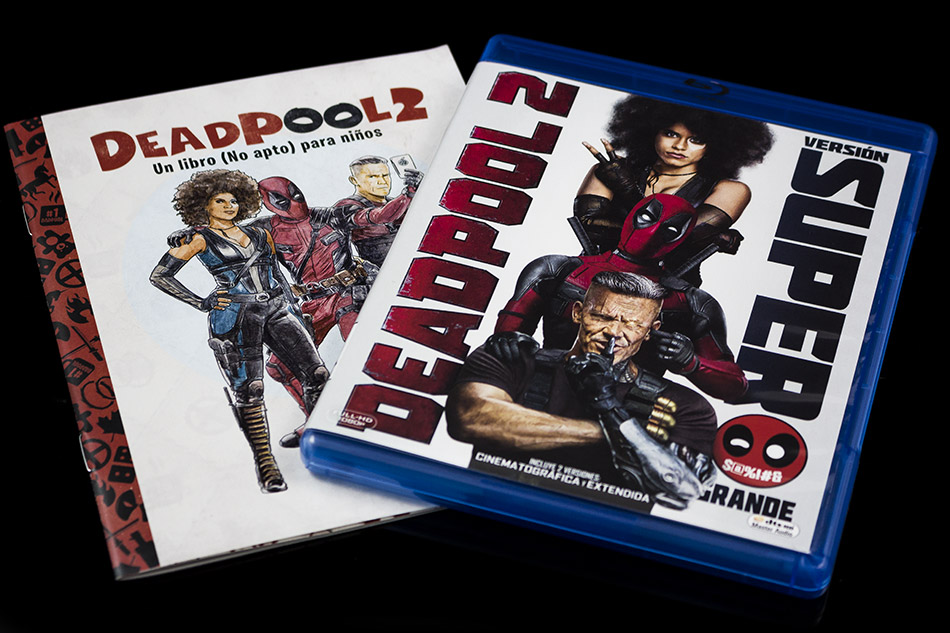 Fotografías de la edición libro de Deadpool 2 en Blu-ray 9