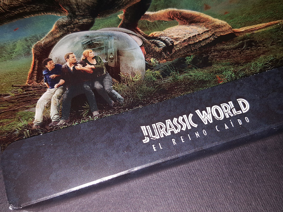  Fotografías del Steelbook de Jurassic World: El Reino Caído en Blu-ray 3D y 2D 5