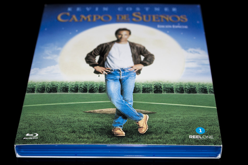 Fotografías de la edición especial de Campo de Sueños en Blu-ra 4