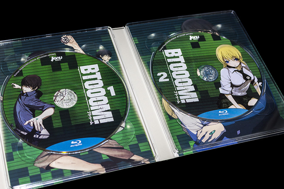 Fotografías del Digipak de la serie Btooom! en Blu-ray 12