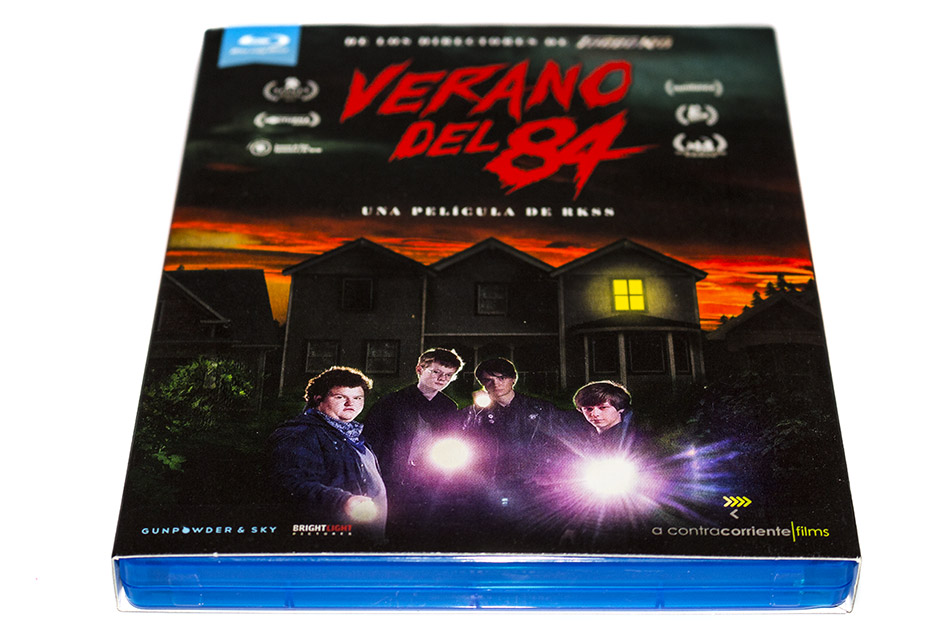 Fotografías del Blu-ray con cartón de leche de Verano del 84 5