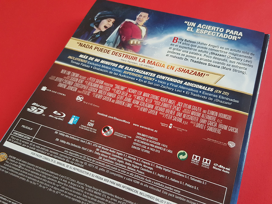 Fotografías del Digibook lenticular de ¡Shazam! en Blu-ray 3D 6