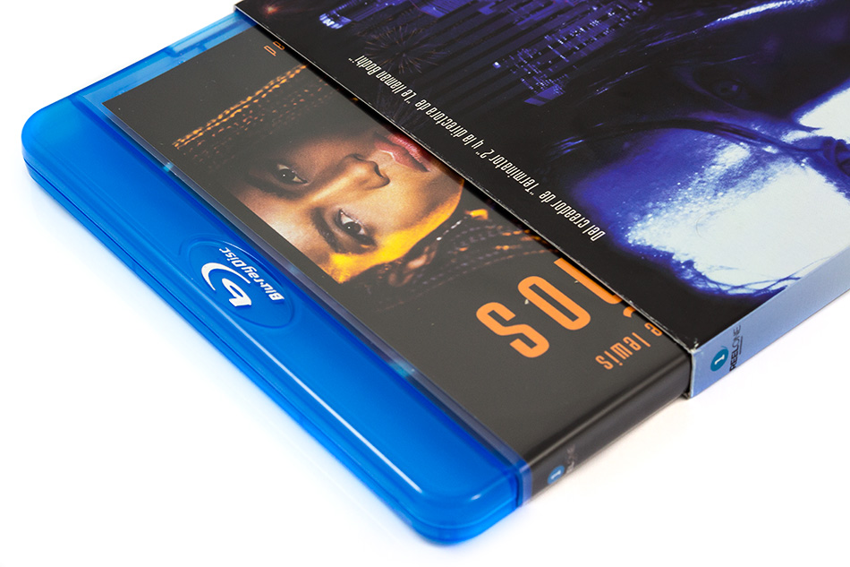 Fotografías de la edición con funda y libreto de Días Extraños en Blu-ray 9