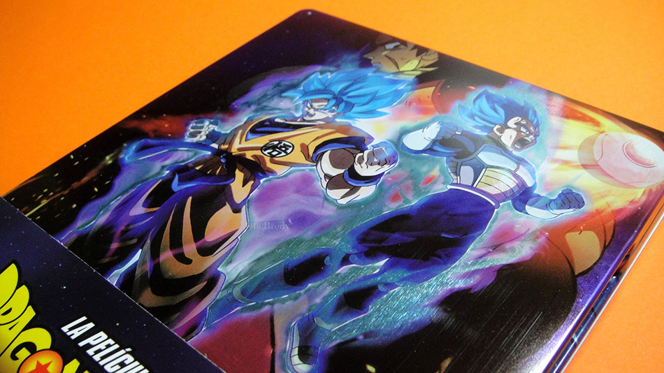 Fotografías del Steelbook de Dragon Ball Super Broly en Blu-rauy 2