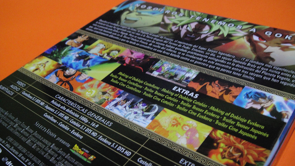 Fotografías del Steelbook de Dragon Ball Super Broly en Blu-rauy 7