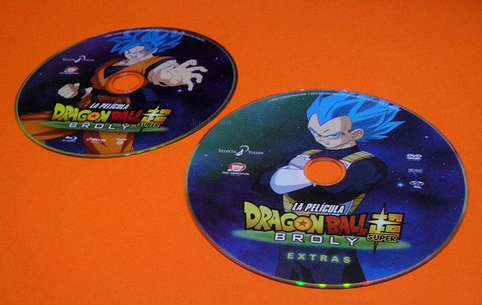 Fotografías del Steelbook de Dragon Ball Super Broly en Blu-rauy 14