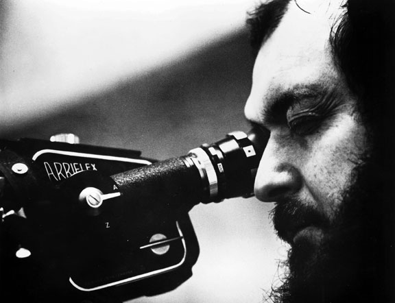 Stanley Kubrick y su obsesión por la simetría (vídeo)