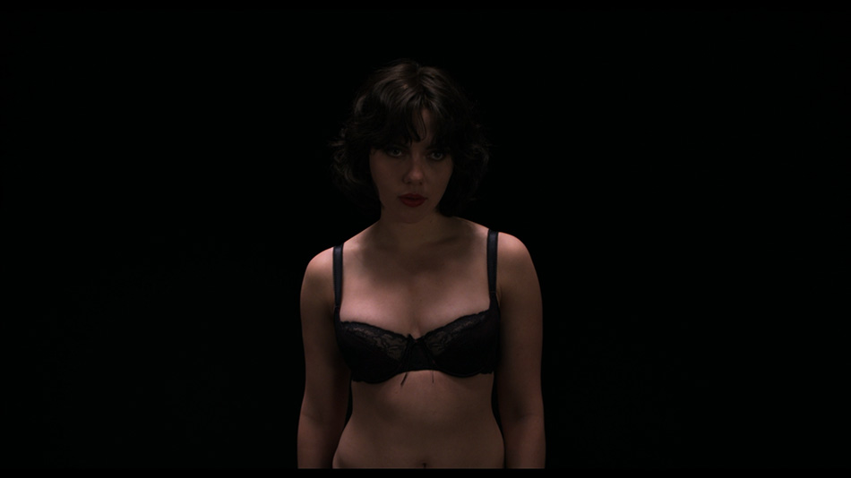 Capturas de imagen y menús del Blu-ray de Under the Skin 9