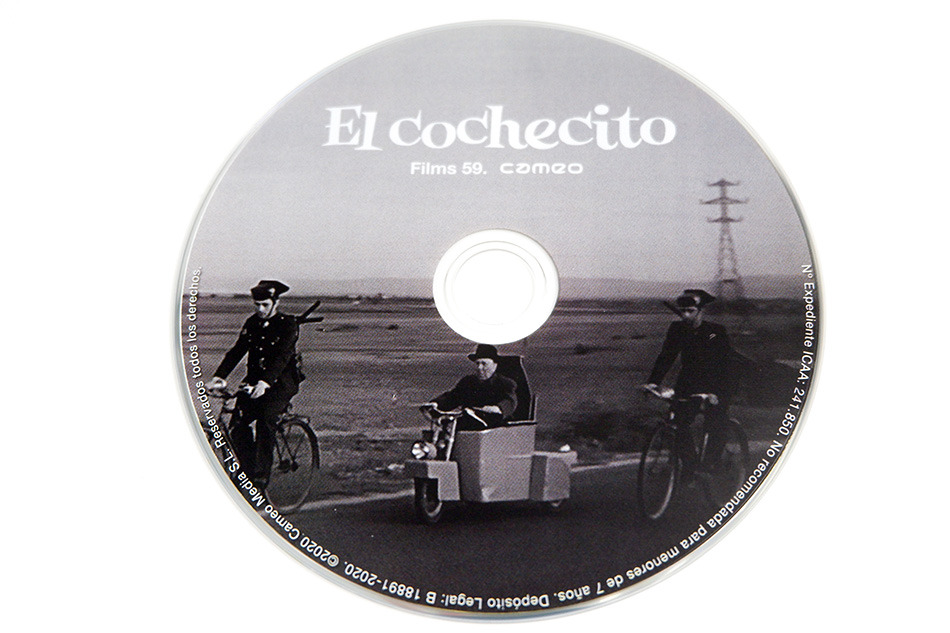 Fotografías de la edición con funda y libreto de El Cochecito en Blu-ray 9