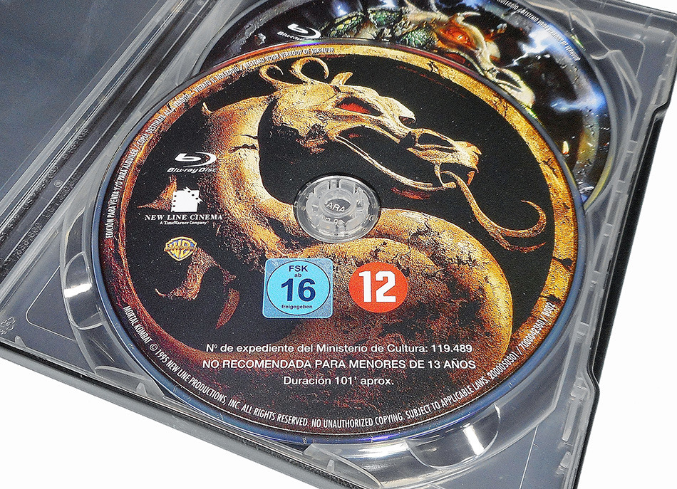 Fotografías del Steelbook de Mortal Kombat 1 y 2 en Blu-ray 10