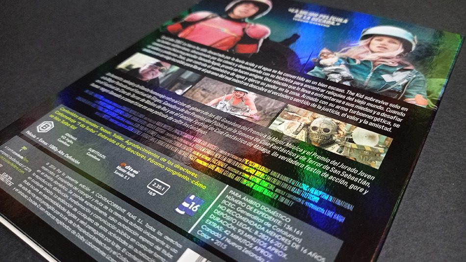 Fotografías de la edición con funda y caja verde de Turbo Kid en Blu-ray 6