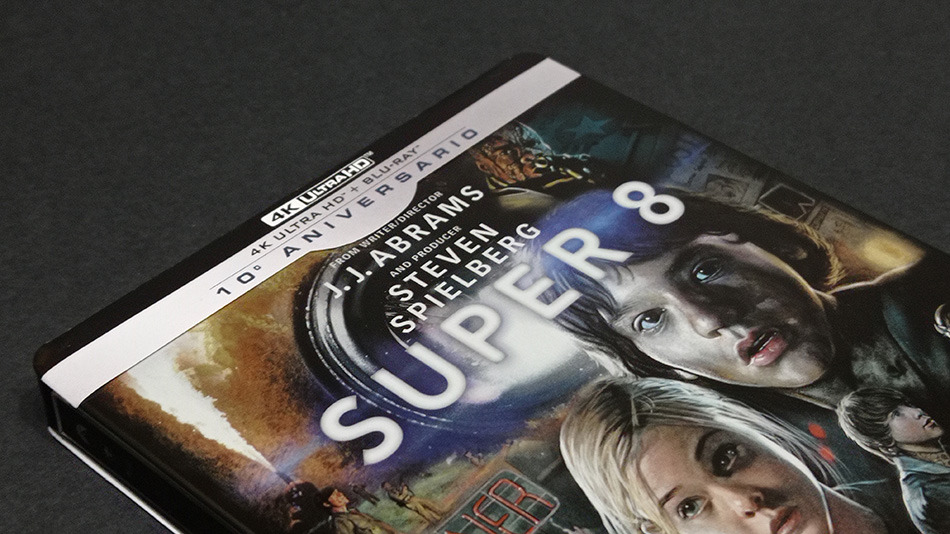 Fotografías del Steelbook de Super 8 en UHD 4K y Blu-ray 3