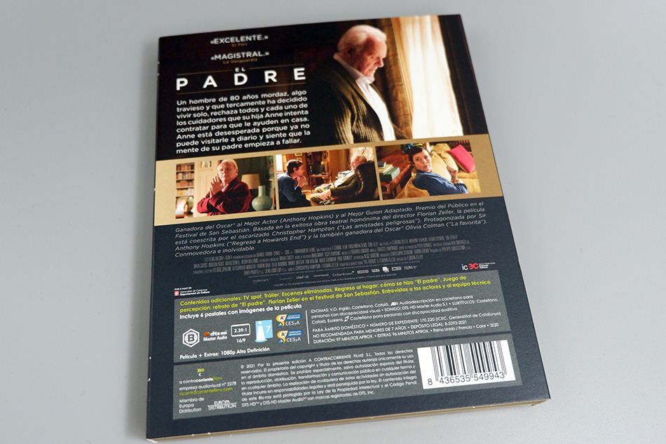 Fotografías de la edición con funda y postales de El Padre en Blu-ray 2