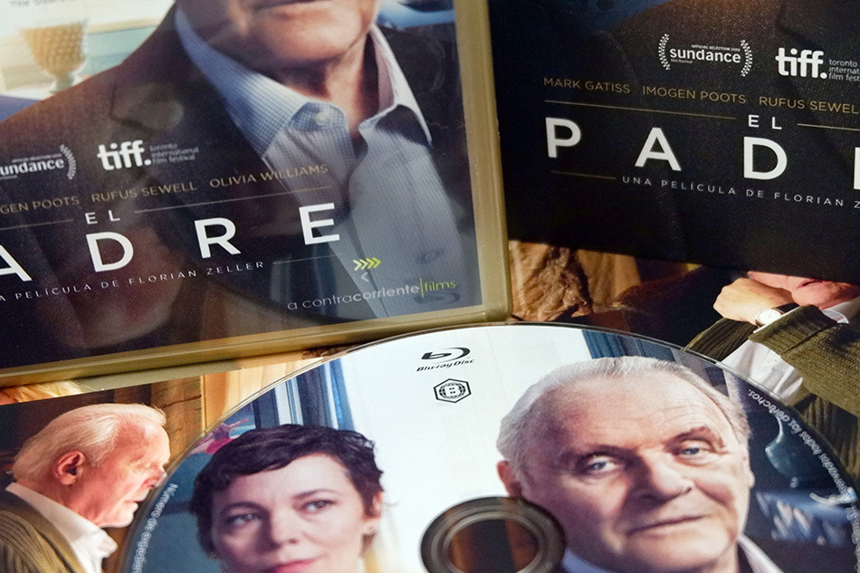 Fotografías de la edición con funda y postales de El Padre en Blu-ray 27