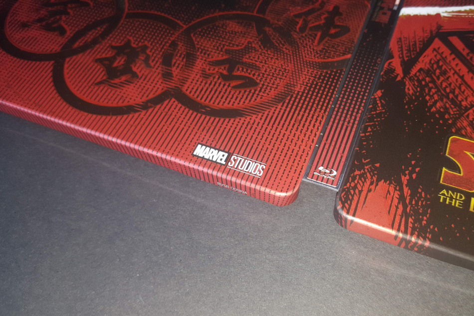 Fotografías del Steelbook de Shang-Chi y la Leyenda de los Diez Anillos en UHD 4K y Blu-ray 15