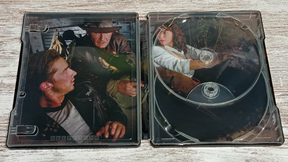 Fotografías del Steelbook de Indiana Jones y el Reino de la Calavera de Cristal en UHD 4K y Blu-ray 11