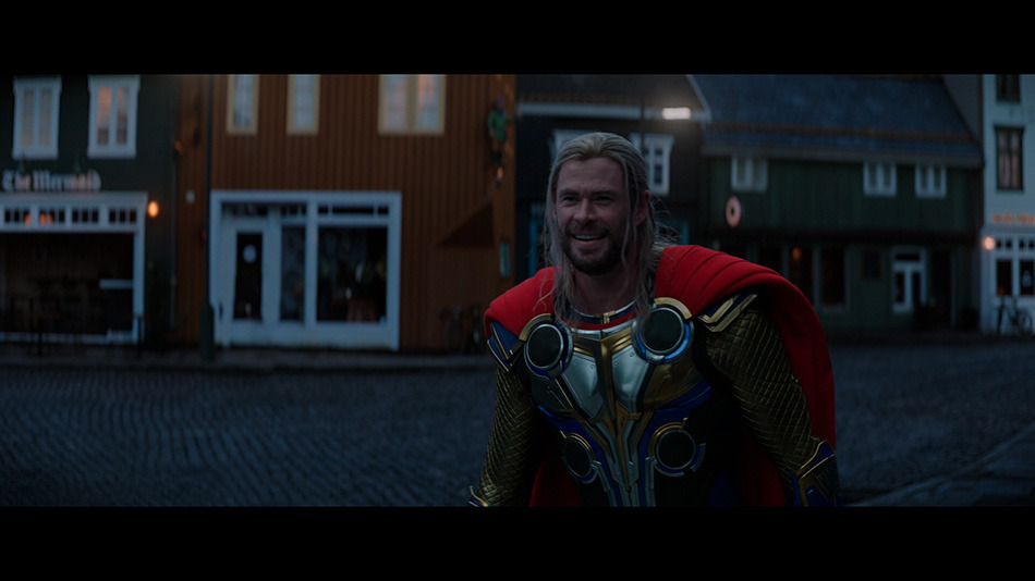 Capturas de imagen y menús de Thor: Love and Thunder en Blu-ray 5