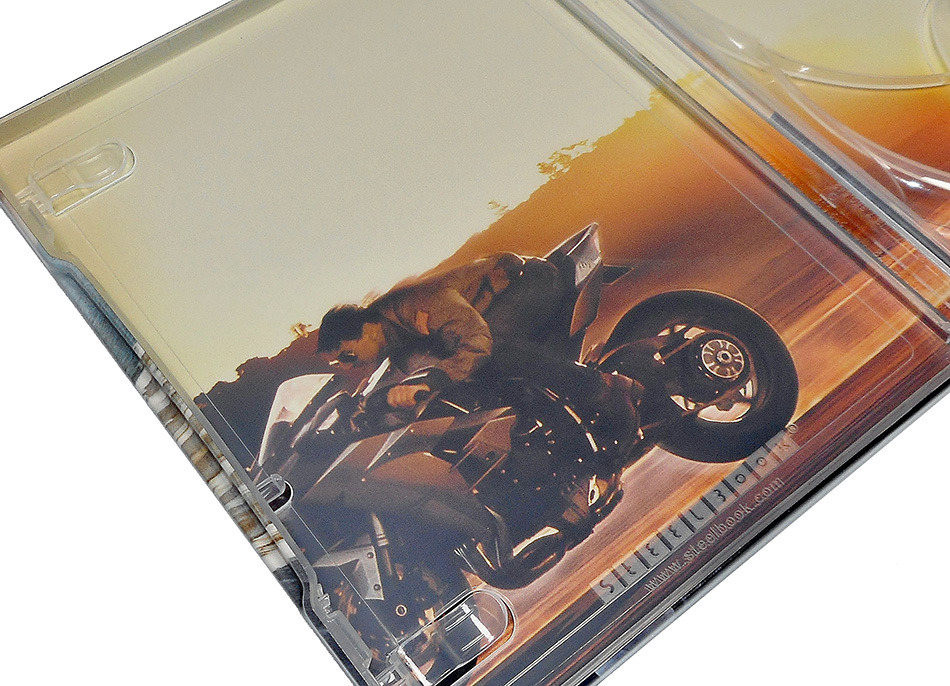 Fotografías del Steelbook ocre de Top Gun: Maverick en UHD 4K y Blu-ray 15