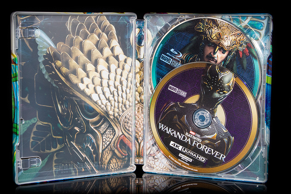 Fotografías del Steelbook de Black Panther: Wakanda Forever en UHD 4K y Blu-ray (diseño Talokan) 12