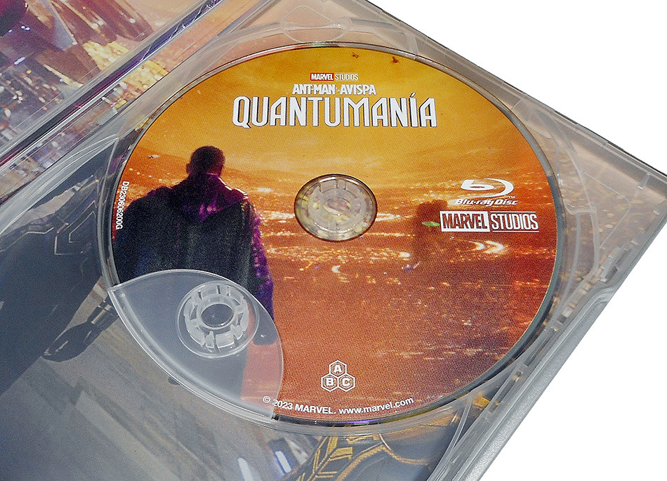 Fotografías del Steelbook de Ant-Man y la Avispa: Quantumanía en UHD 4K y Blu-ray 12