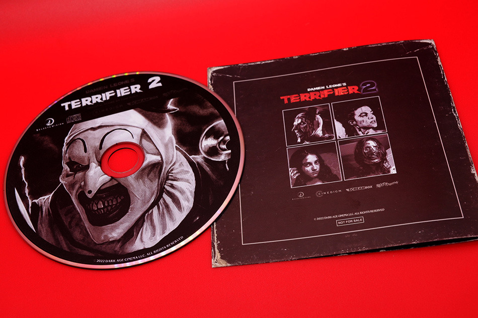 Fotografías de la edición coleccionista de Terrifier 2 en Blu-ray 19