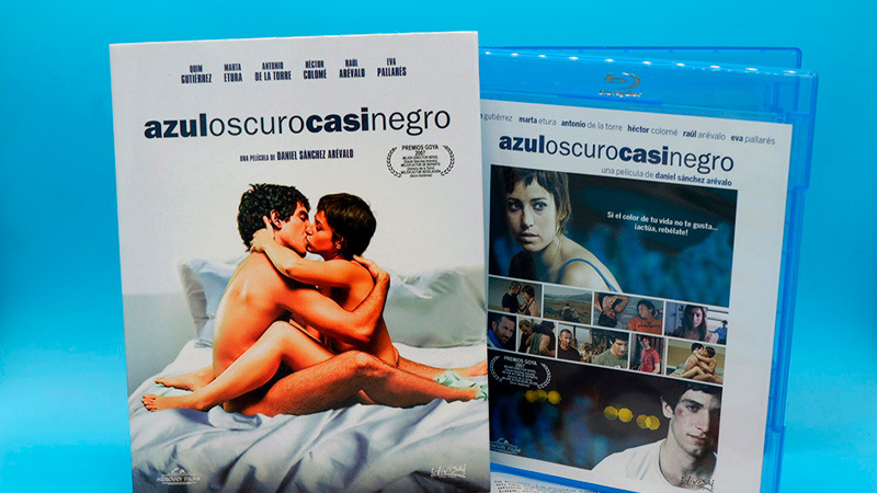 Fotos del Blu-ray con funda y libreto de Azul Oscuro Casi Negro