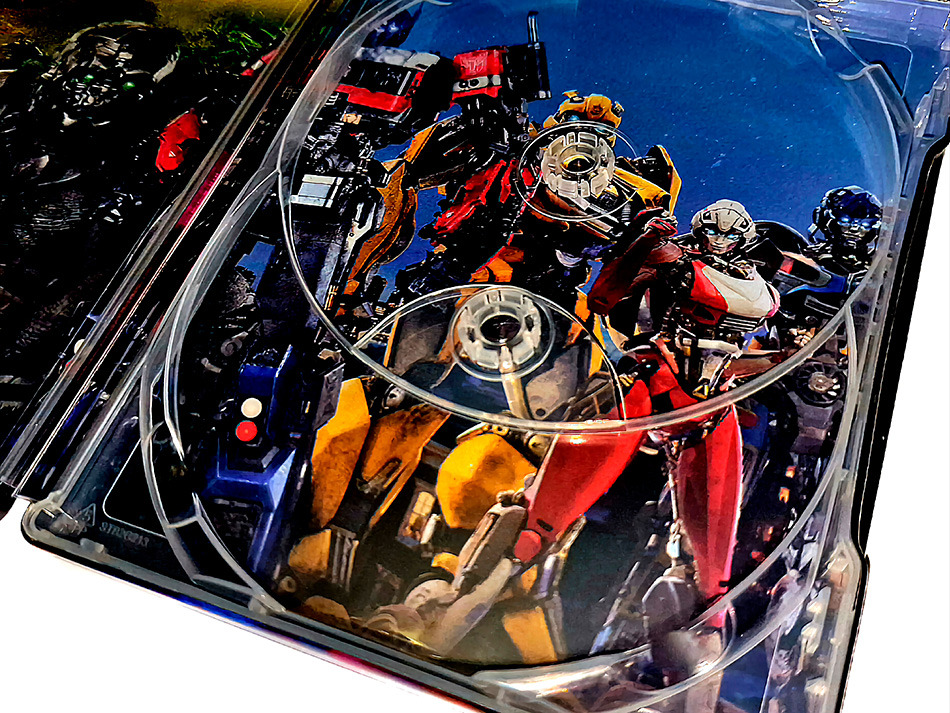 Fotografías del Steelbook de Transformers: El Despertar de las Bestias (grafiti) en UHD 4K y Blu-ray 17
