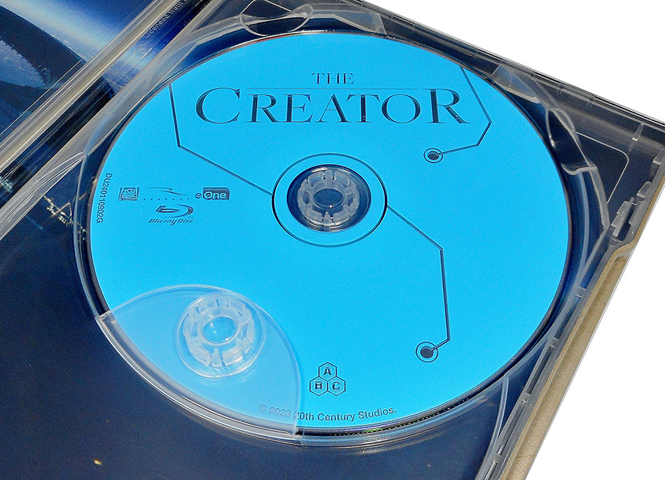 Fotografías del Steelbook de The Creator en UHD 4K y Blu-ray 12