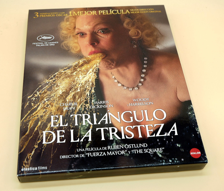 Fotos de la edición limitada de El Triángulo de la Tristeza en Blu-ray 1