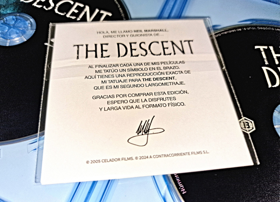 Fotografías de la edición con funda y dos discos de The Descent Blu-ray 13