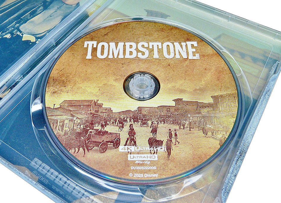 Fotografías del Steelbook de Tombstone en UHD 4K y Blu-ray 12