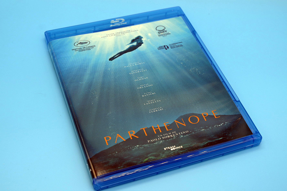 Fotografías de la edición con funda de Parthenope en Blu-ray 7