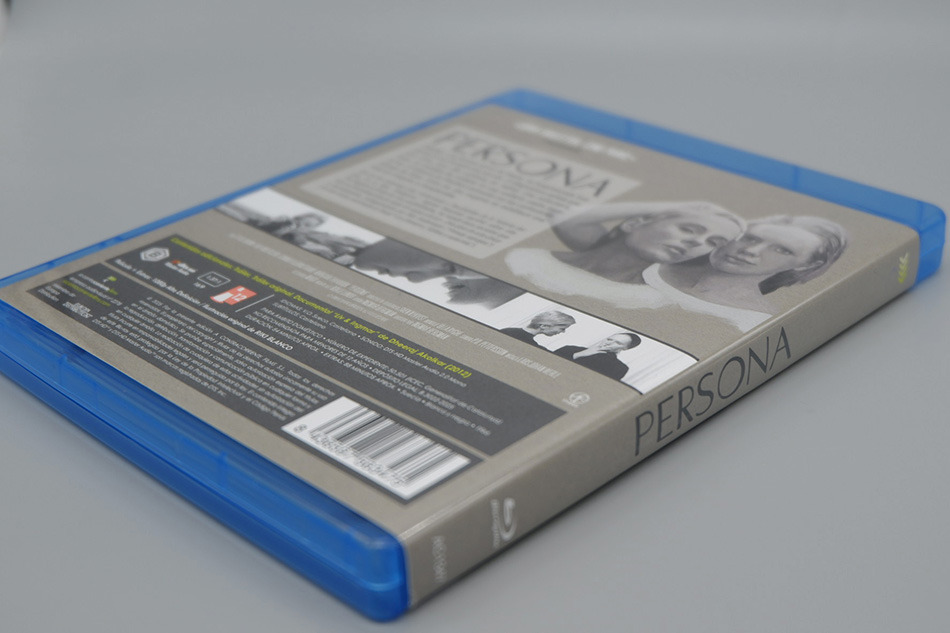 Fotografías de la edición con funda y libreto de Persona en Blu-ray 11