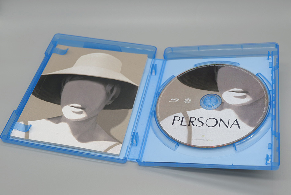 Fotografías de la edición con funda y libreto de Persona en Blu-ray 12