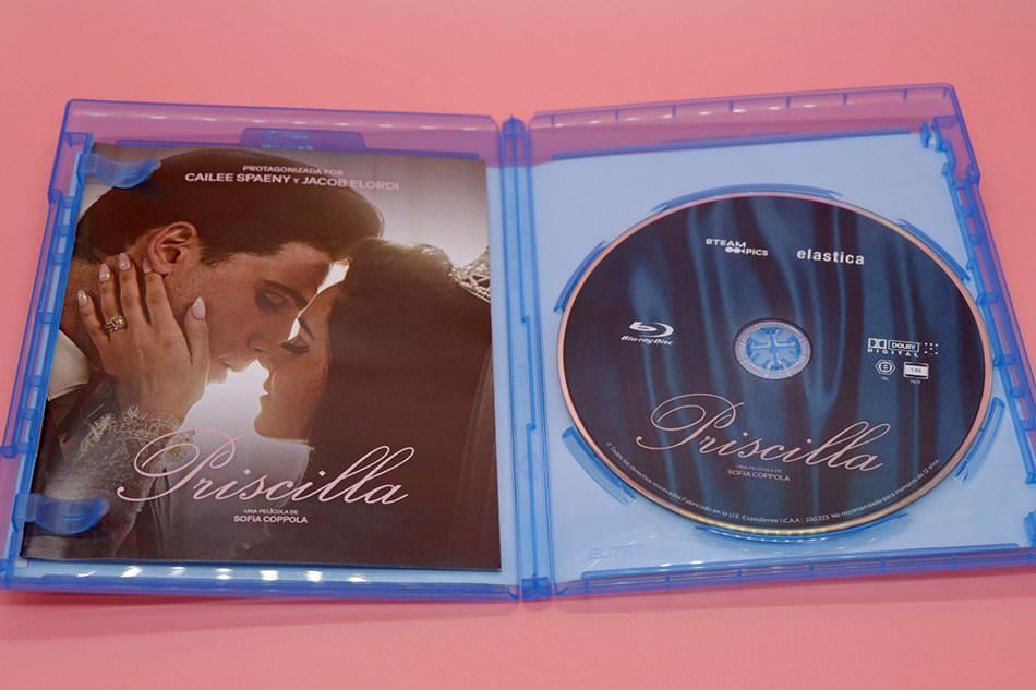 Fotografías de la edición Blu-ray con funda y libreto de Priscilla 10