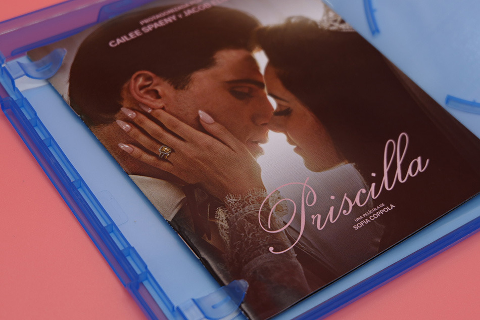 Fotografías de la edición Blu-ray con funda y libreto de Priscilla 12