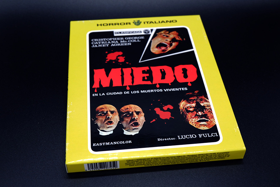 Fotografías de la edición limitada de Miedo en la Ciudad de los Muertos Vivientes en Blu-ray 1