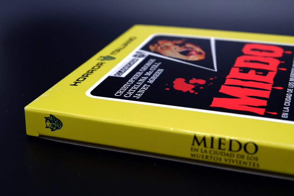 Fotografías de la edición limitada de Miedo en la Ciudad de los Muertos Vivientes en Blu-ray 4