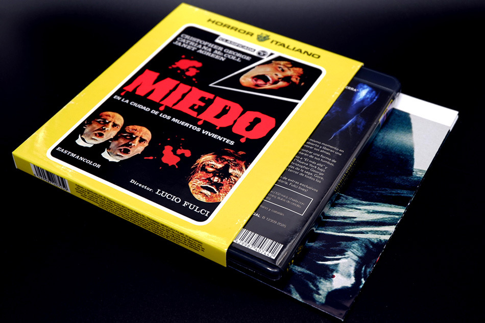 Fotografías de la edición limitada de Miedo en la Ciudad de los Muertos Vivientes en Blu-ray 7