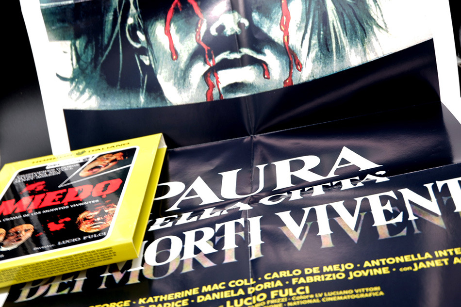 Fotografías de la edición limitada de Miedo en la Ciudad de los Muertos Vivientes en Blu-ray 9
