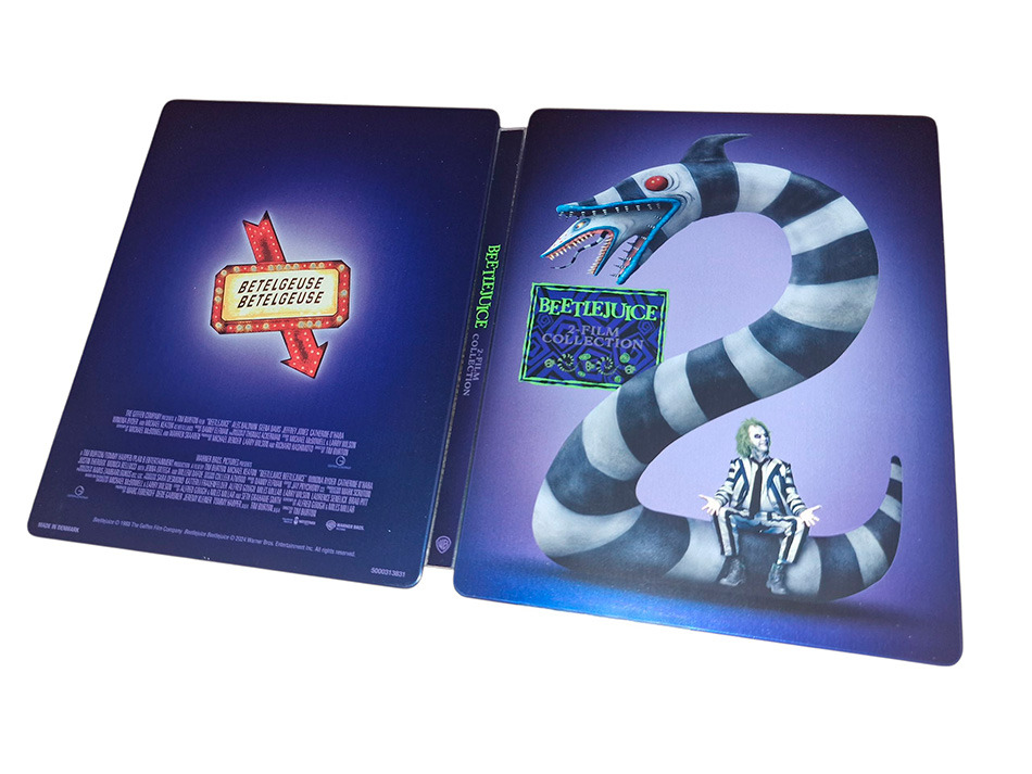 Fotografías del pack con señal luminosa y Steelbook de Bitelchús 11