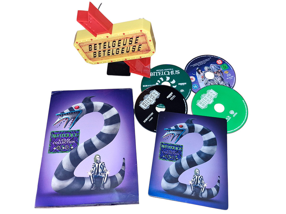Fotografías del pack con señal luminosa y Steelbook de Bitelchús 24