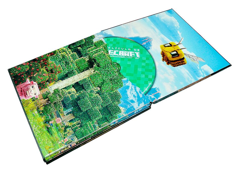 Fotografías de la edición coleccionista Cubo de Minecraft en UHD 4K y Blu-ray 8