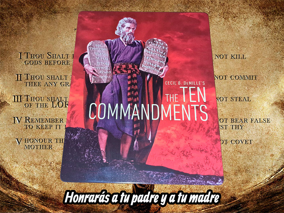 Fotografías del Steelbook de Los Diez Mandamientos en UHD 4K y Blu-ray 5