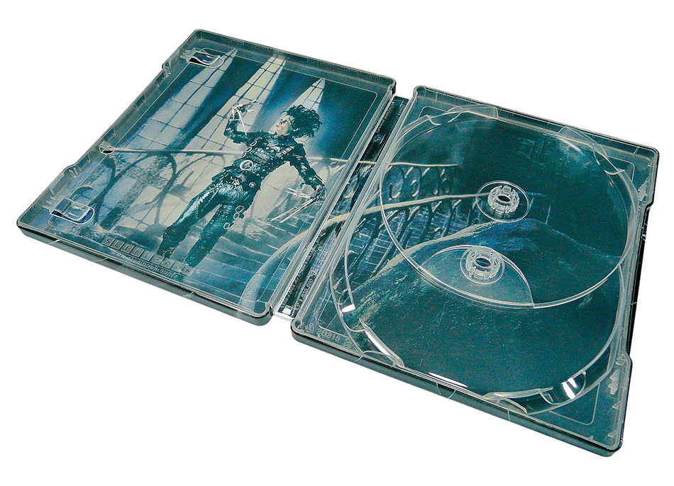 Fotografías del Steelbook de Eduardo Manostijeras en UHD 4K y Blu-ray 16