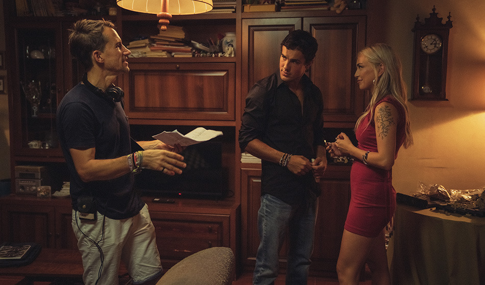 Tráiler de Ídolos, con Óscar Casas y Ana Mena