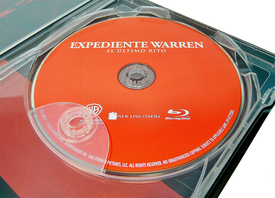 Fotograf&iacute;as del Steelbook de Expediente Warren: El &Uacute;ltimo Rito en UHD 4K y Blu-ray 13