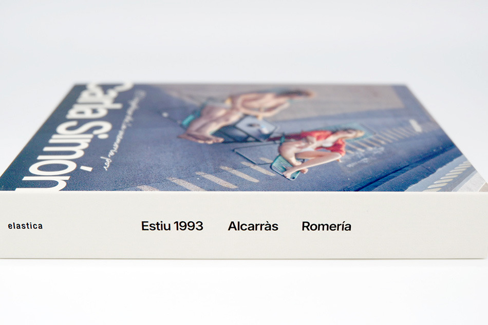 Fotograf&iacute;as de El Tr&iacute;ptico de la Memoria por Carla Sim&oacute;n en Blu-ray 5